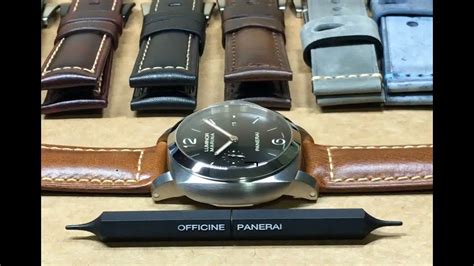 how to change panerai strap.